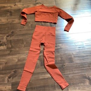 Balance Athletica-The energy pant and crop